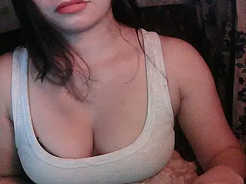 Snapshot of Hot_aya0516 chatting on 06-01-26, 11:54 Hot aya0516 online show from 06-01-26, 11:54