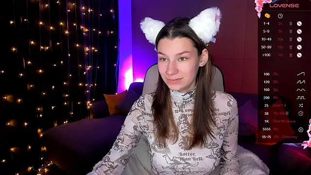 LinaBlossom  online show from 11-12-25, 08:29