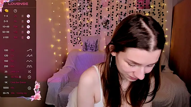 LinaBlossom  online show from 11-22-25, 08:24