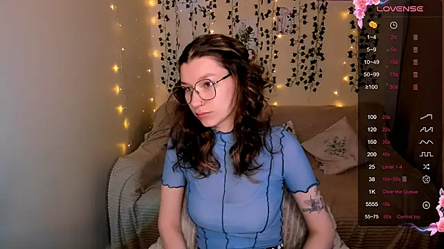 LinaBlossom  online show from 10-18-25, 03:08