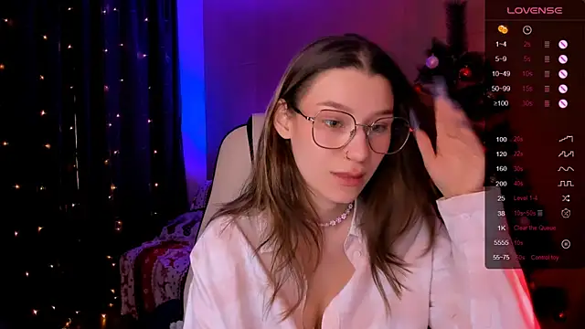 LinaBlossom  online show from 01-08-26, 09:04