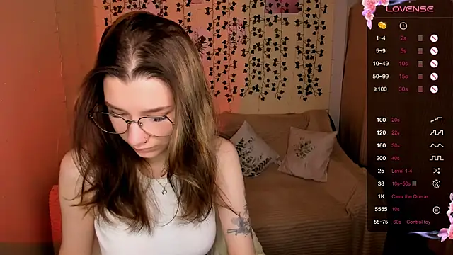 LinaBlossom  online show from 11-16-25, 02:16