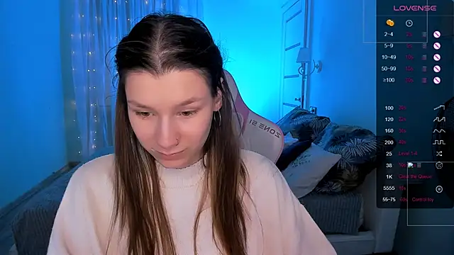 LinaBlossom  online show from 03-03-26, 08:21