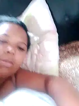 Crislove22 online show from 10-16-25, 06:16