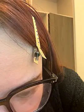 YY-27 online show from 12-18-25, 05:28