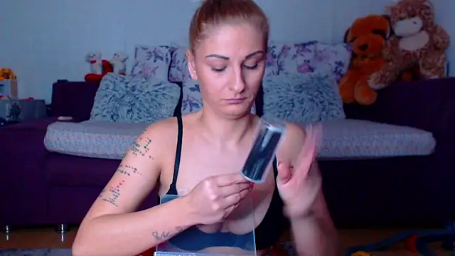 CassieSpell online show from 02-11-26, 09:25