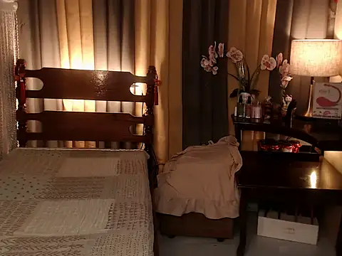 Snapshot of Jastine_hunk chatting on 02-14-26, 03:23 Jastine hunk online show from 02-14-26, 03:23