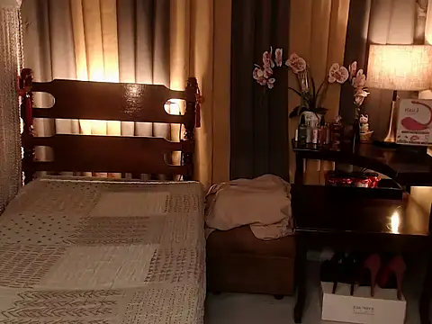 Snapshot of Jastine_hunk chatting on 02-17-26, 04:37 Jastine hunk online show from 02-17-26, 04:37