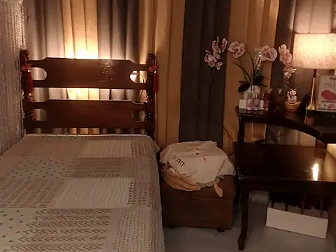 Jastine hunk online show from 11-05-25, 02:25