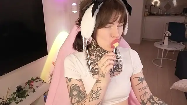 Eva Sonic online show from 04-01-26, 03:19