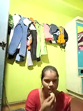 Snapshot of Payalji_p chatting on 10-14-25, 02:28 Payalji p online show from 10-14-25, 02:28