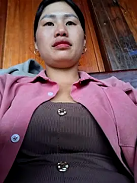 Snapshot of diamond-- chatting on 06-12-26, 09:29 diamond-- online show from 06-12-26, 09:29