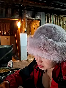 diamond-- online show from 11-18-25, 01:03