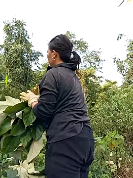 diamond-- online show from 10-30-25, 01:15