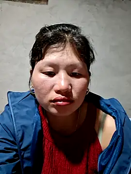 Snapshot of diamond-- chatting on 10-20-25, 01:55 diamond-- online show from 10-20-25, 01:55