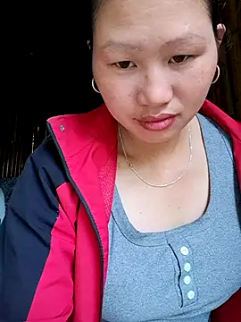 Snapshot of diamond-- chatting on 10-02-25, 12:36 diamond-- online show from 10-02-25, 12:36