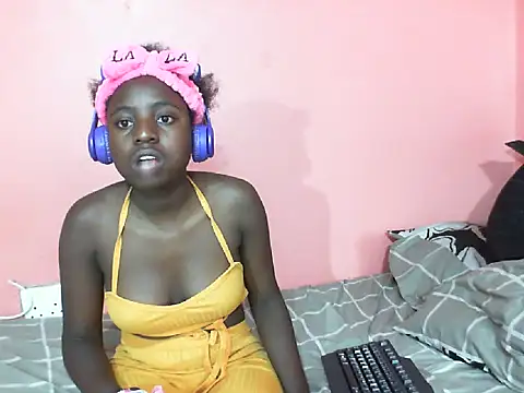 BlackPearl 19 online show from 11-11-25, 03:07