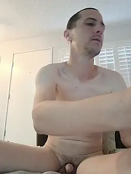 Snapshot of slickdickfreak chatting on 05-11-26, 02:18 slickdickfreak online show from 05-11-26, 02:18