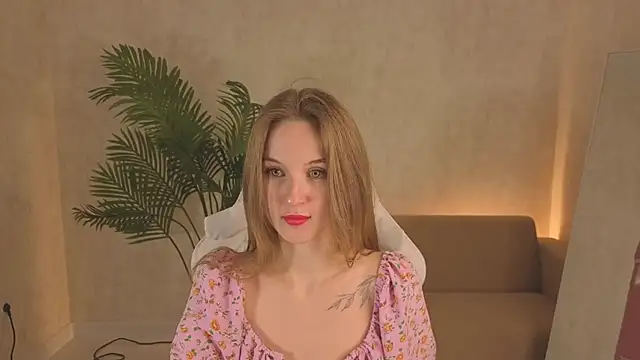 kianawhite online show from 10-21-25, 03:39