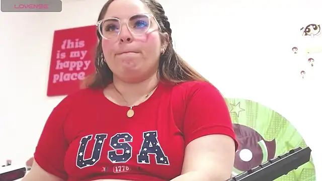 AmandaaWats online show from 05-17-26, 02:17