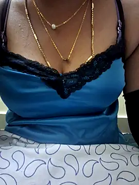 Snapshot of jasminetaml chatting on 10-17-25, 06:32 jasminetaml online show from 10-17-25, 06:32