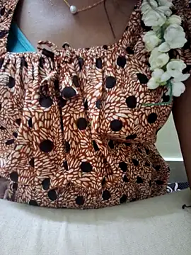 Snapshot of jasminetaml chatting on 10-20-25, 10:49 jasminetaml online show from 10-20-25, 10:49