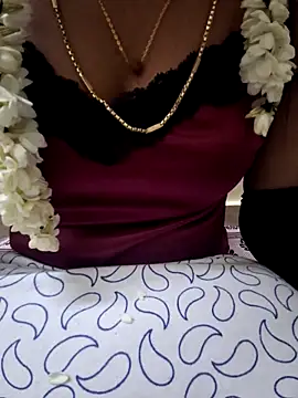Snapshot of jasminetaml chatting on 10-10-25, 07:36 jasminetaml online show from 10-10-25, 07:36