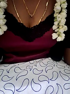 Snapshot of jasminetaml chatting on 10-08-25, 07:14 jasminetaml online show from 10-08-25, 07:14
