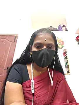 Tamil Yalini12 online show from 04-03-26, 09:49