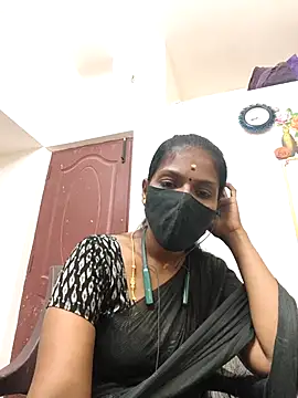 Tamil Yalini12 online show from 04-30-26, 03:08