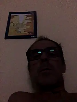 Snapshot of tiago1981pt chatting on 10-06-25, 02:13 tiago1981pt online show from 10-06-25, 02:13
