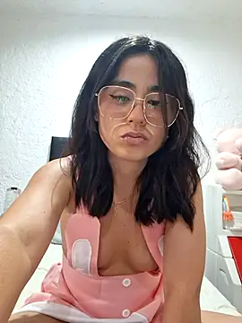 Snapshot of Akane24 chatting on 10-02-25, 10:46 Akane24 online show from 10-02-25, 10:46