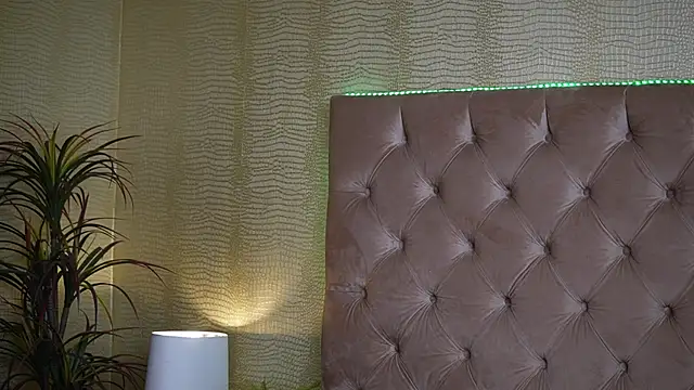 TiffanyTaboo online show from 10-14-25, 06:25