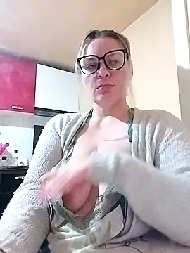 Mommygetnaughty online show from 10-05-25, 01:46