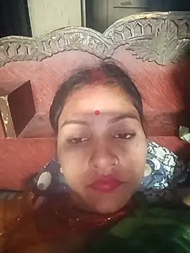 Snapshot of NainaKapoor chatting on 10-13-25, 10:06 NainaKapoor online show from 10-13-25, 10:06