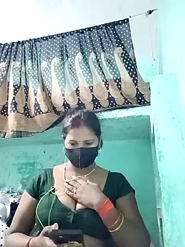 Snapshot of School_medam chatting on 09-28-25, 08:43 School medam online show from 09-28-25, 08:43