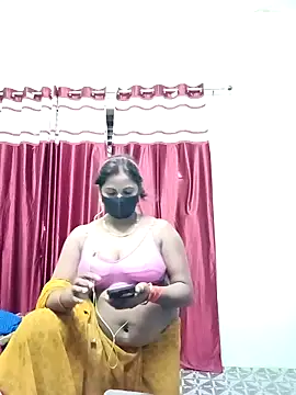 Snapshot of School_medam chatting on 09-27-25, 05:08 School medam online show from 09-27-25, 05:08