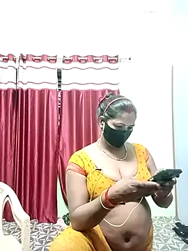 Snapshot of School_medam chatting on 10-15-25, 03:53 School medam online show from 10-15-25, 03:53