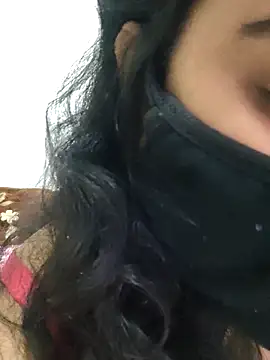 hotestfantasy online show from 10-23-25, 05:44