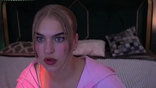 AlinaLiii online show from 11-10-25, 08:58