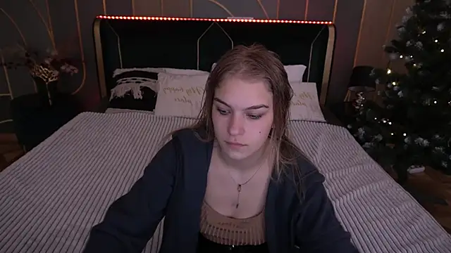 AlinaLiii online show from 01-09-26, 06:42