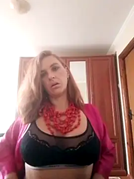 Snapshot of LaraDiva7799 chatting on 10-22-25, 08:14 LaraDiva7799 online show from 10-22-25, 08:14