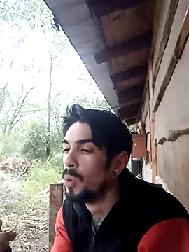 Snapshot of -Axelconda420 chatting on 04-18-26, 07:18 -Axelconda420 online show from 04-18-26, 07:18