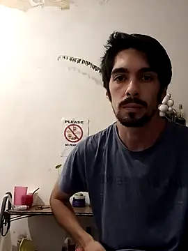 Snapshot of -Axelconda420 chatting on 03-21-26, 10:35 -Axelconda420 online show from 03-21-26, 10:35