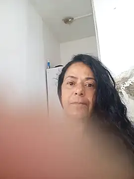 lucineia7 online show from 12-17-25, 10:15