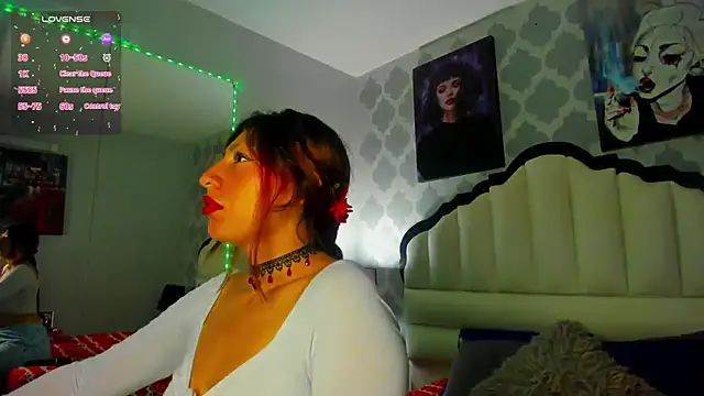 Snapshot of AlisonCold chatting on 10-01-25, 12:31 AlisonCold online show from 10-01-25, 12:31