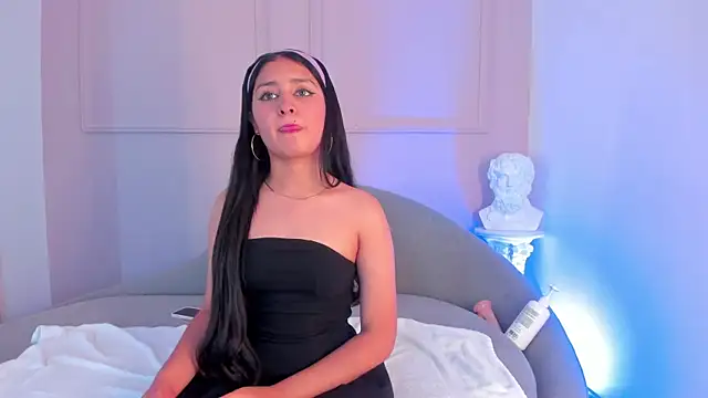 miia blaze online show from 10-28-25, 06:18