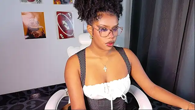 kehlannis  online show from 07-15-26, 06:37