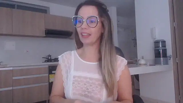 LovePaula online show from 03-19-26, 11:43