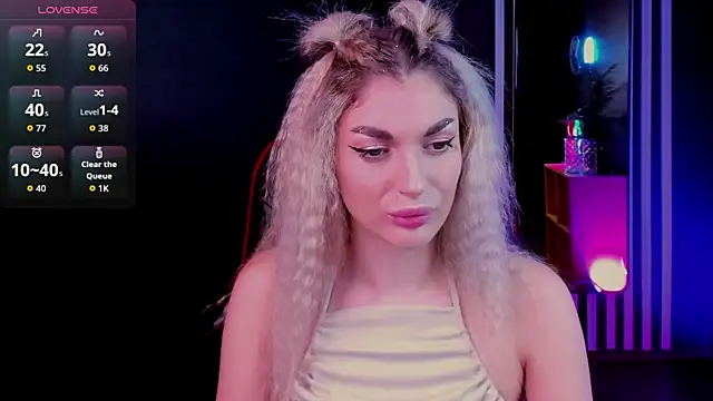 Alice Cutieee online show from 10-05-25, 03:36
